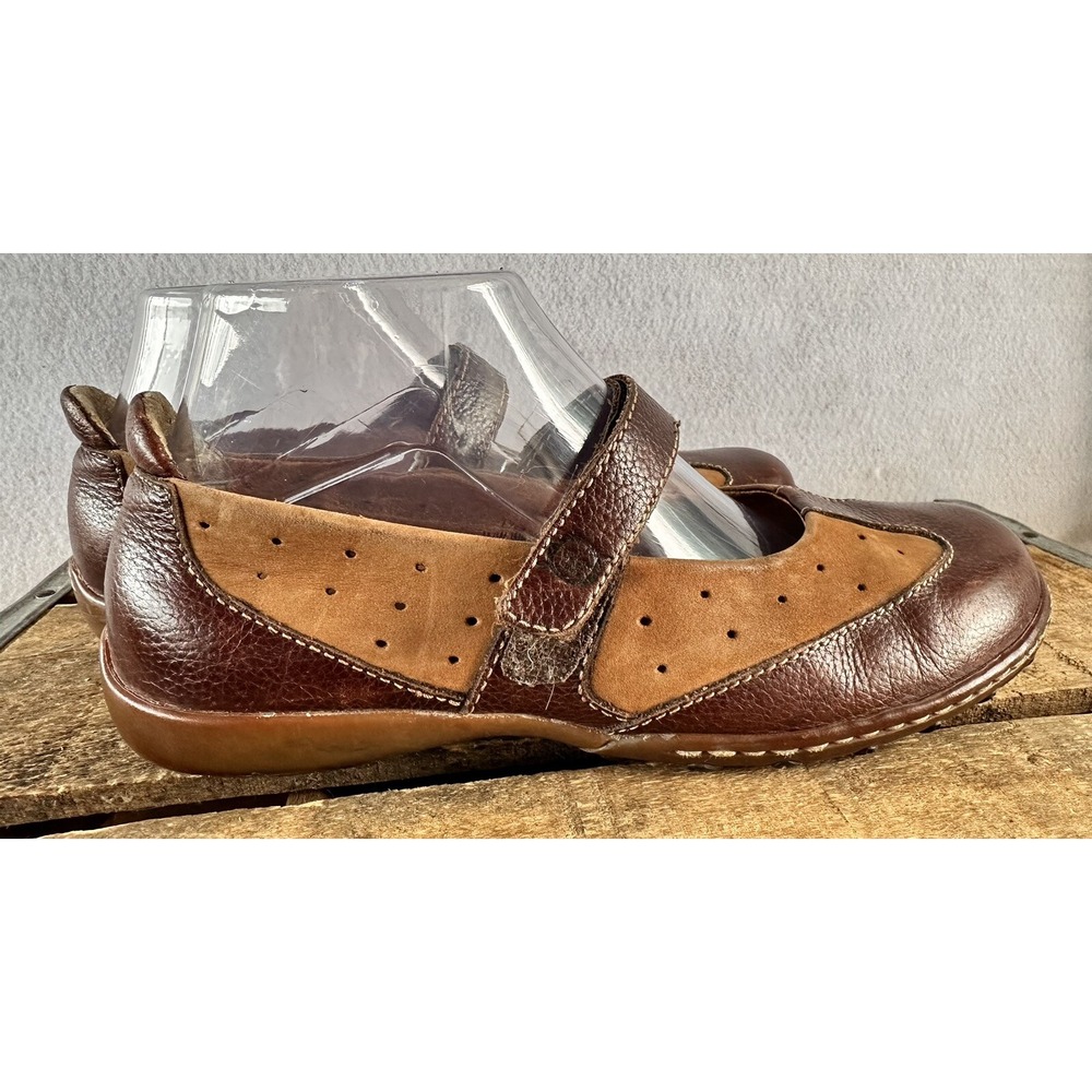 Born Mary Jane Suede Leather Flats Womens 7.5 Brown Excellent